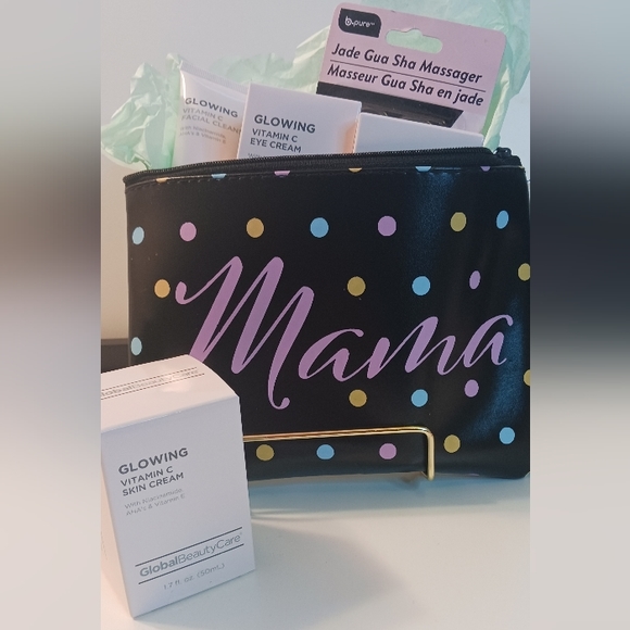 GLOBAL BEAUTY CARE GLOWING GIFT SET - Picture 3 of 5